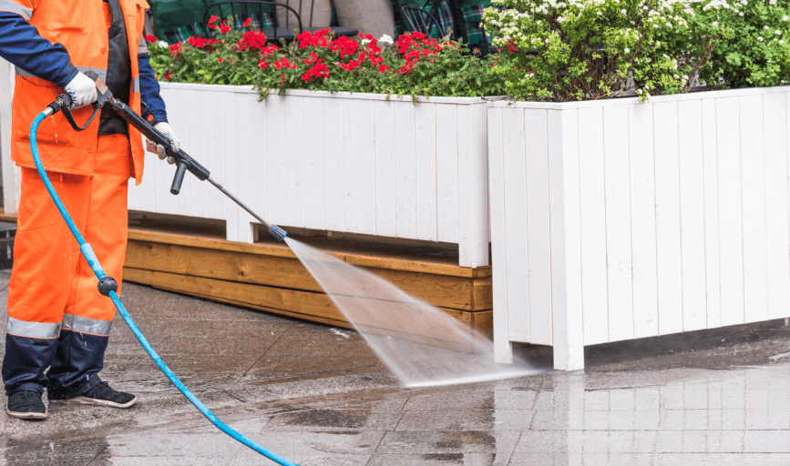 L AND T Pressurewash